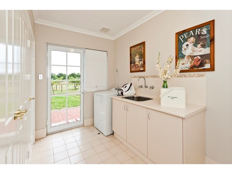 708 Curtis Lane, Pinjarra WA 6208