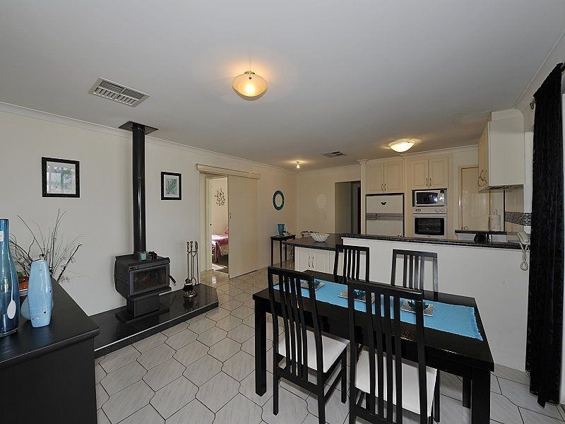 17 Wattle Close, Bouvard WA 6211