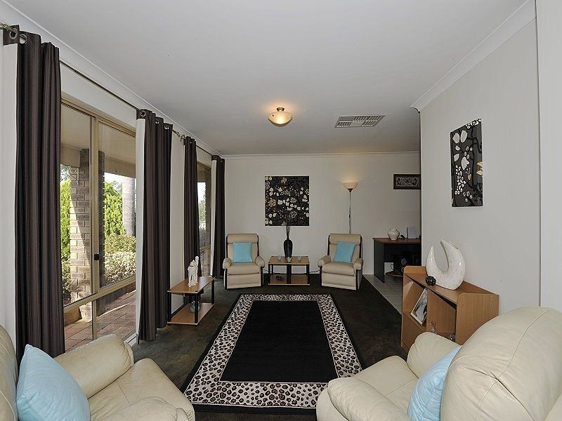 17 Wattle Close, Bouvard WA 6211