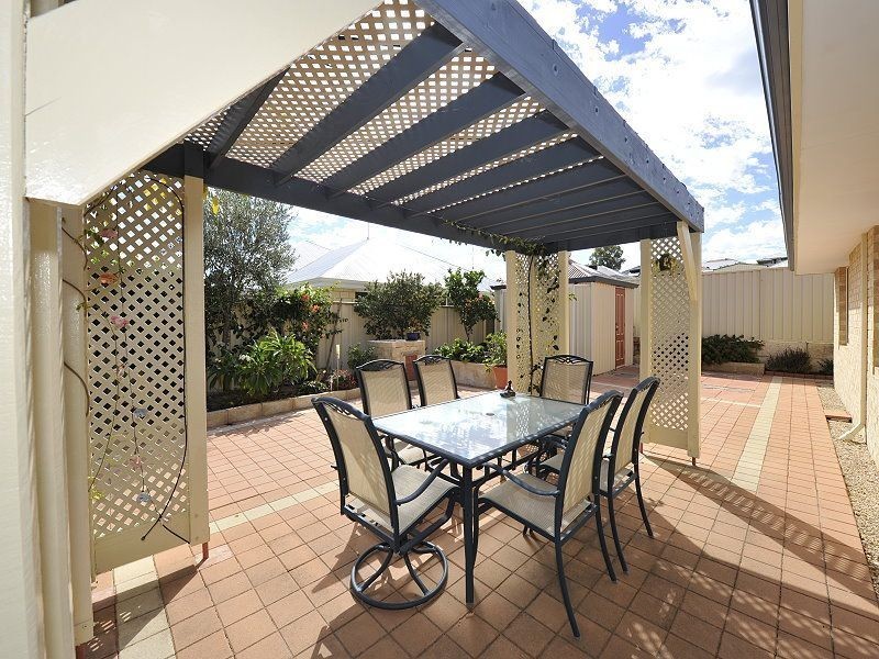 35 Cunderdin Loop, Dawesville WA 6211