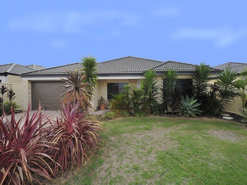 49 Highcliffe Circle, Lakelands WA 6180