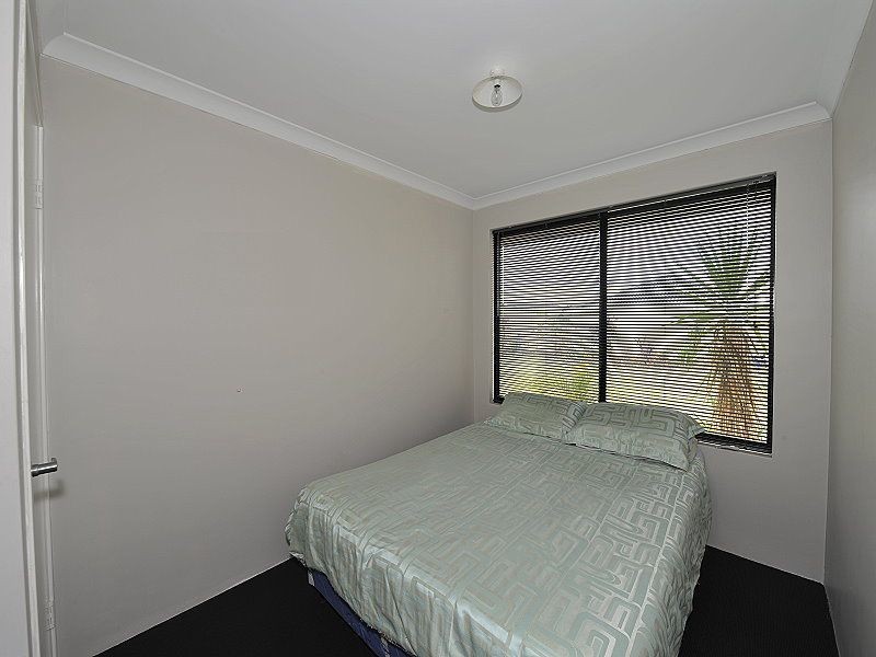 49 Highcliffe Circle, Lakelands WA 6180