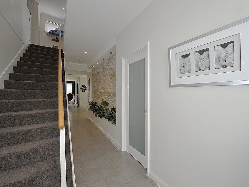 21 Whitley Place, Meadow Springs WA 6210