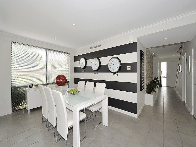 21 Whitley Place, Meadow Springs WA 6210