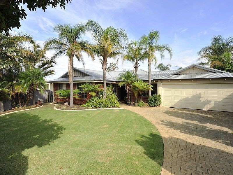 6 Nettle Place, Halls Head WA 6210