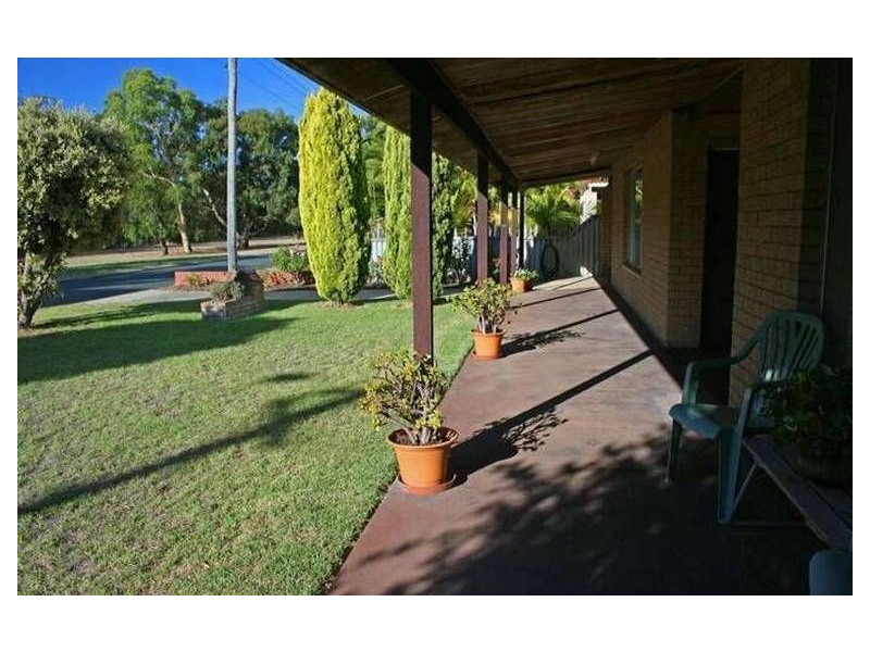 10 Correas Street, North Yunderup WA 6208