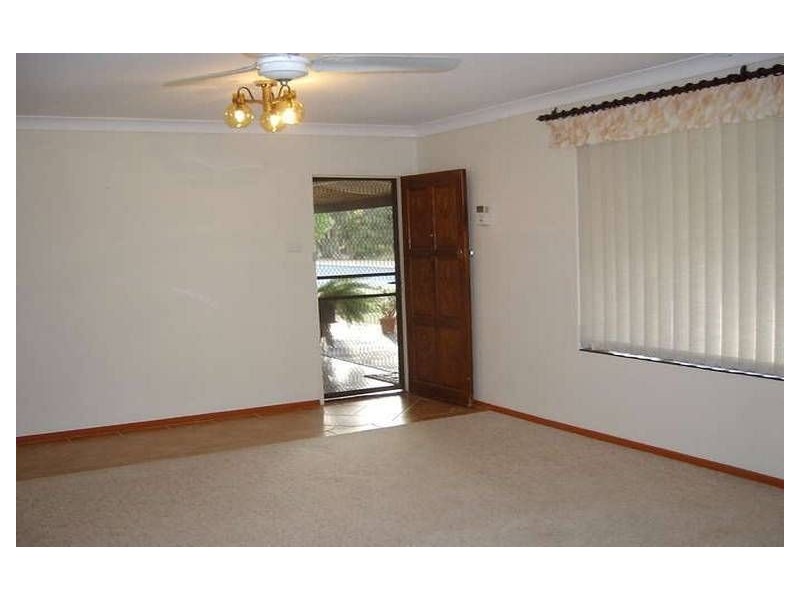 10 Correas Street, North Yunderup WA 6208