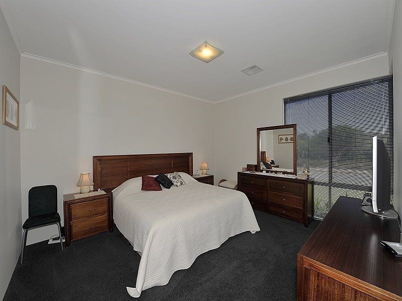 97 Darwin Terrace, Dudley Park WA 6210