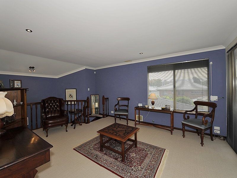 26 Arundel Drive, Halls Head WA 6210