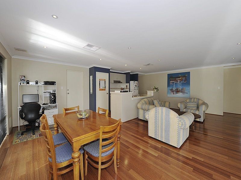 57 Ballard Meander, Lakelands WA 6180