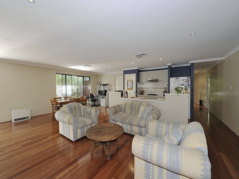 57 Ballard Meander, Lakelands WA 6180