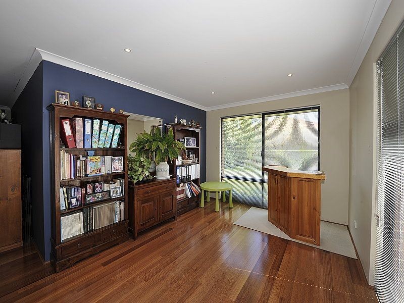 57 Ballard Meander, Lakelands WA 6180