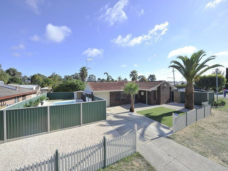 18 Darling Way, Greenfields WA 6210