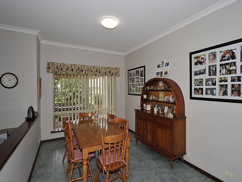 4 Jacaranda Drive, North Yunderup WA 6208