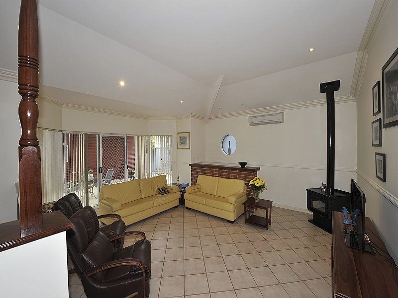 57 Caravel Way, Halls Head WA 6210