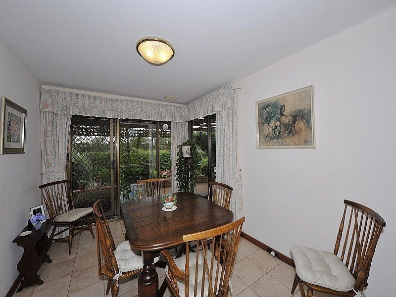 4/34 Oaklands Avenue, Halls Head WA 6210