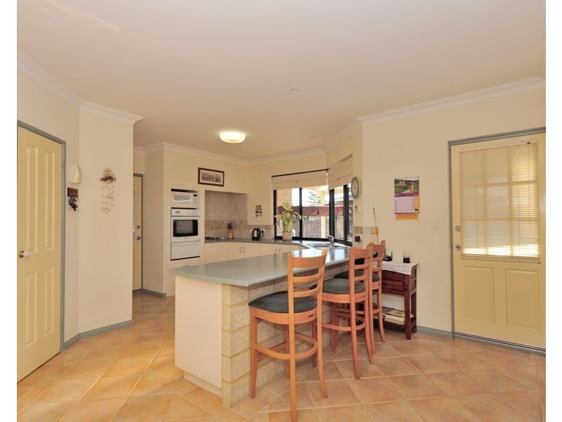 2 Sandra Street, Falcon WA 6210