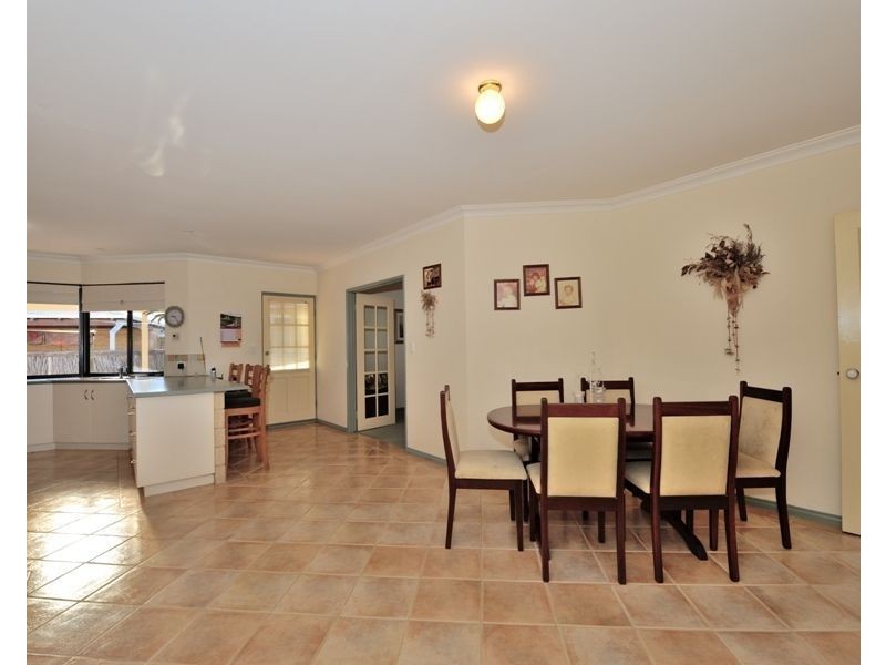 2 Sandra Street, Falcon WA 6210