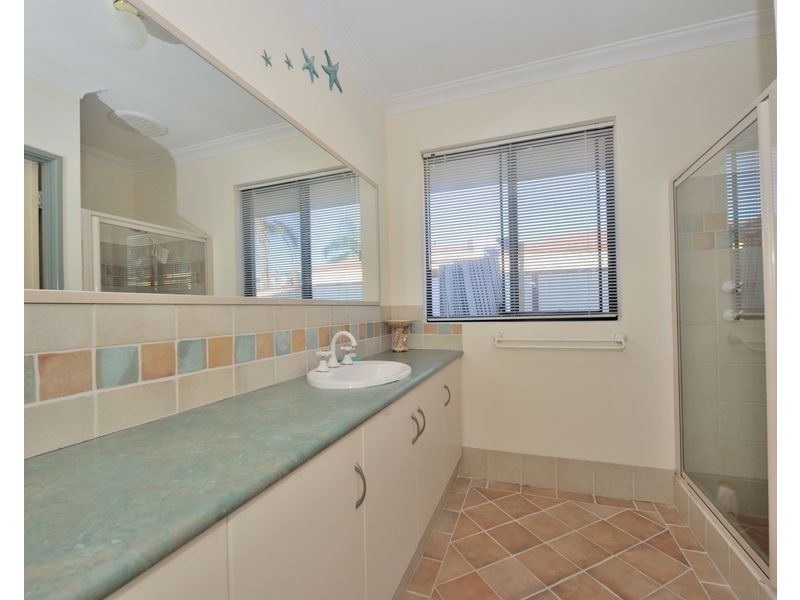 2 Sandra Street, Falcon WA 6210
