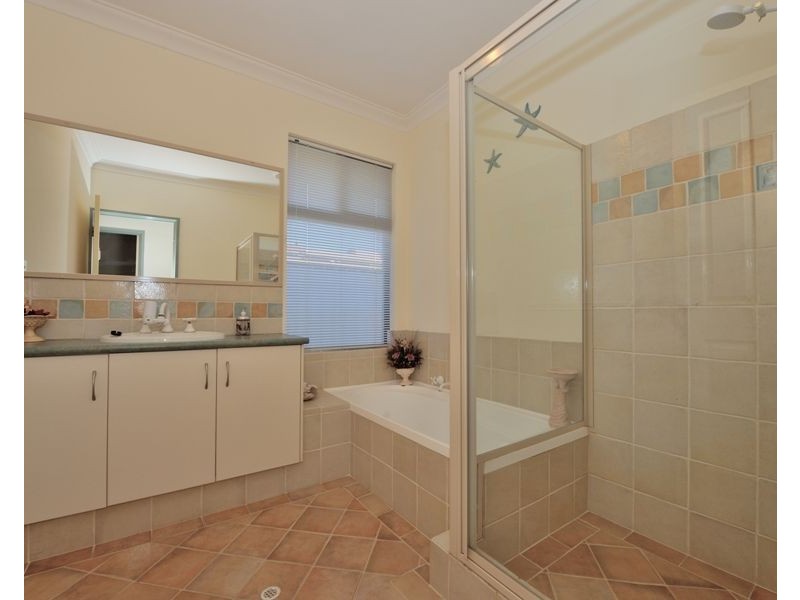 2 Sandra Street, Falcon WA 6210