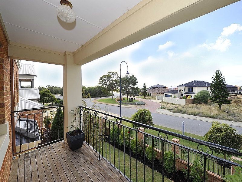 30 Rees Place, Wannanup WA 6210