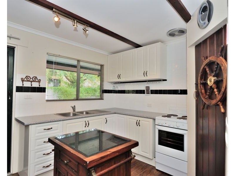 46 Madora Beach Road, Madora Bay WA 6210