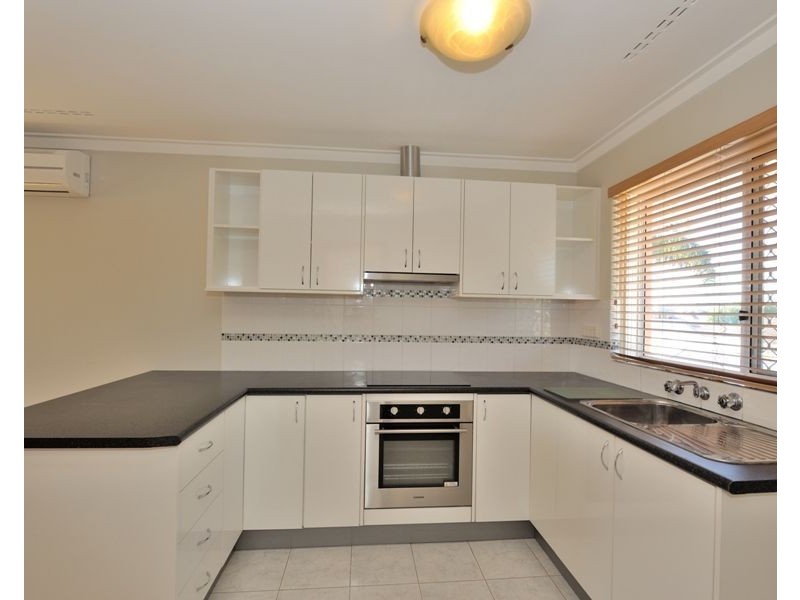 4/25 Creery Street, Dudley Park WA 6210