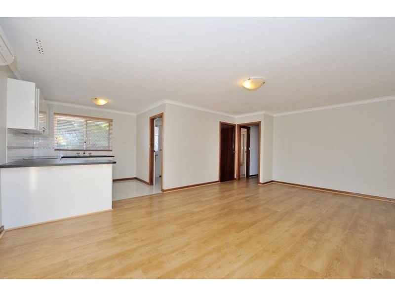 4/25 Creery Street, Dudley Park WA 6210