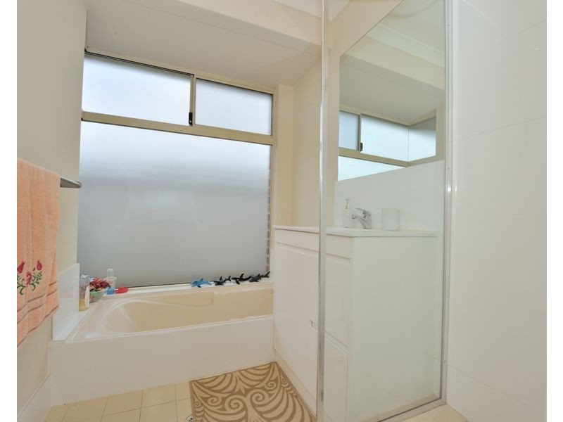 9 La Grange Place, Meadow Springs WA 6210