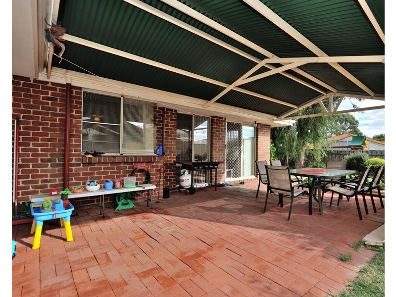 9 La Grange Place, Meadow Springs WA 6210