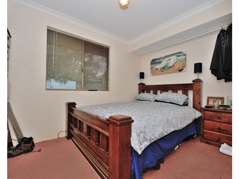 6 Wannyne Street, Mandurah WA 6210