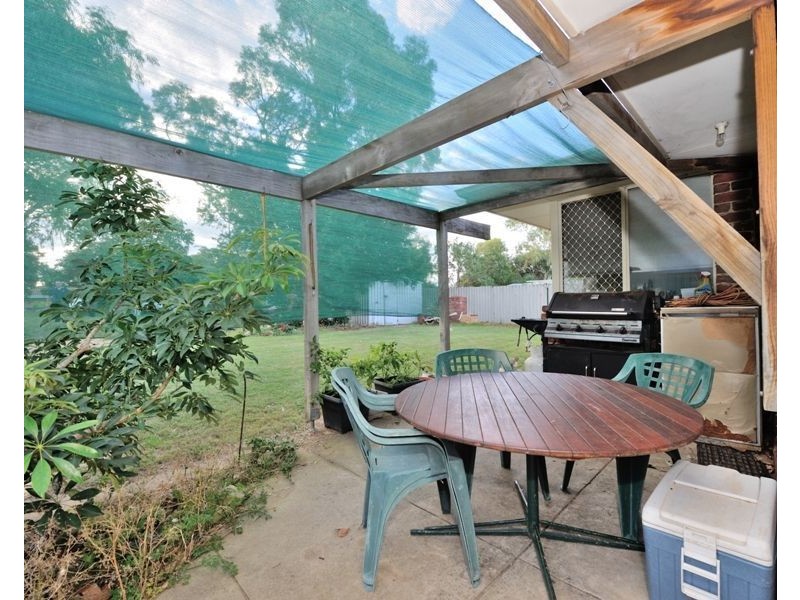 6 Wannyne Street, Mandurah WA 6210