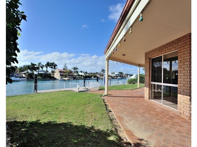 12 Fortescue Court, Dudley Park WA 6210