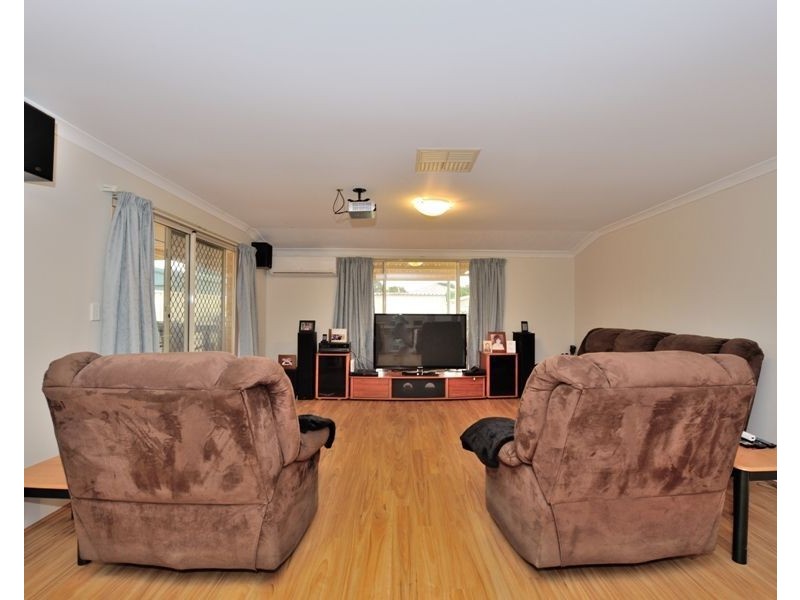 6 Beagle Court, Falcon WA 6210