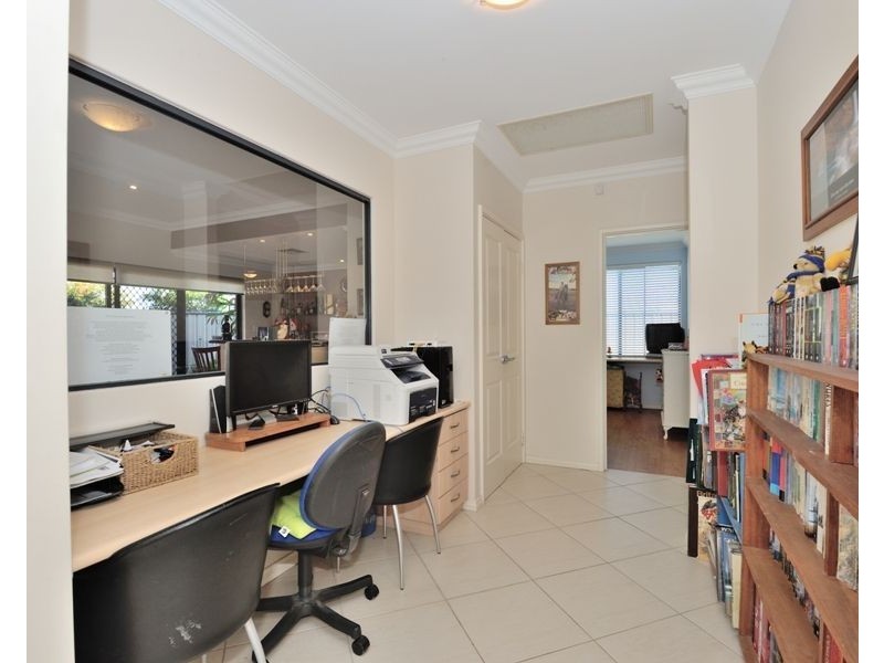 3 Ferncliffe Parkway, Meadow Springs WA 6210