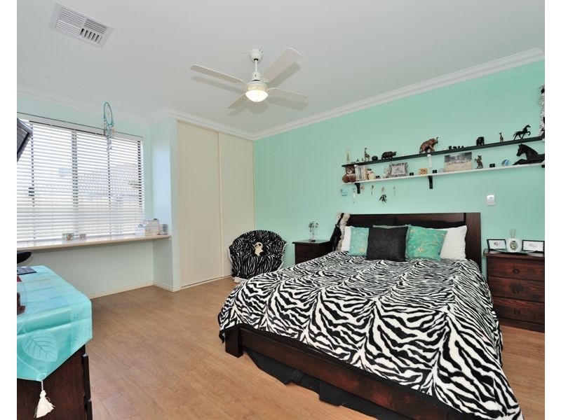 3 Ferncliffe Parkway, Meadow Springs WA 6210