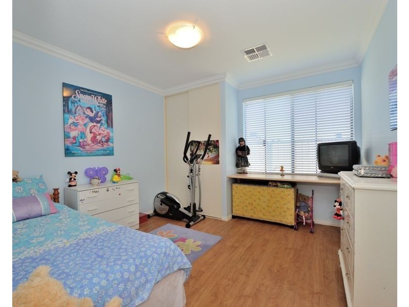 3 Ferncliffe Parkway, Meadow Springs WA 6210