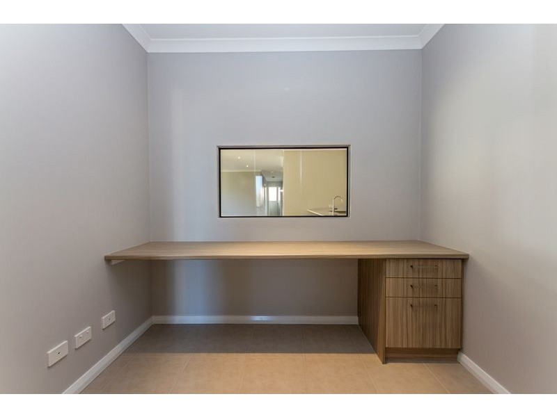 53 Hudson Drive, Dudley Park WA 6210