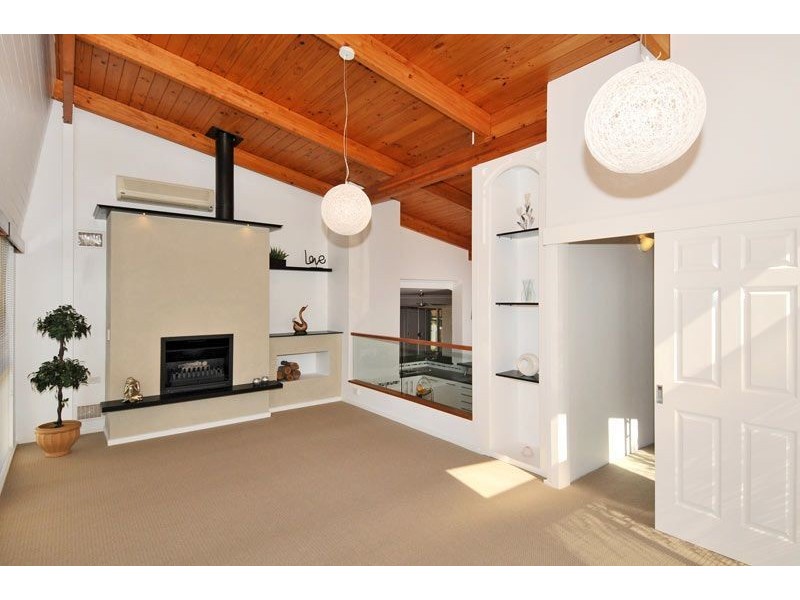 8 Barkley Place, Halls Head WA 6210