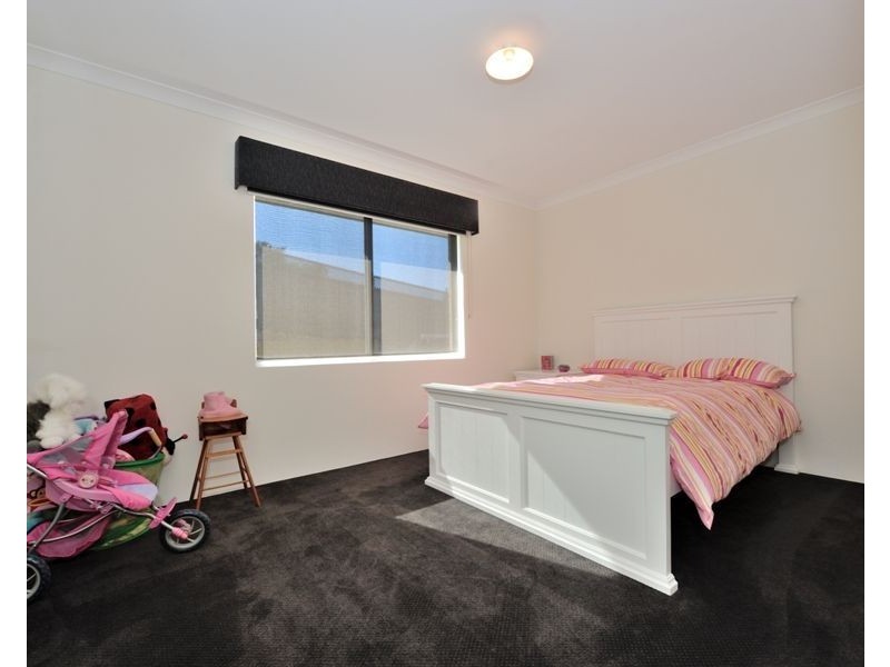 19 Chieftain Pass, Madora Bay WA 6210