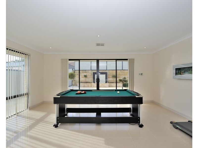 3 Jester Parkway, Meadow Springs WA 6210