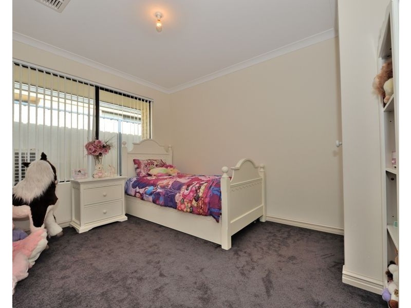 3 Jester Parkway, Meadow Springs WA 6210