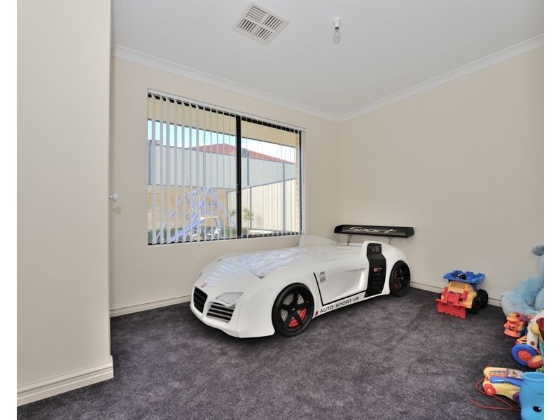 3 Jester Parkway, Meadow Springs WA 6210