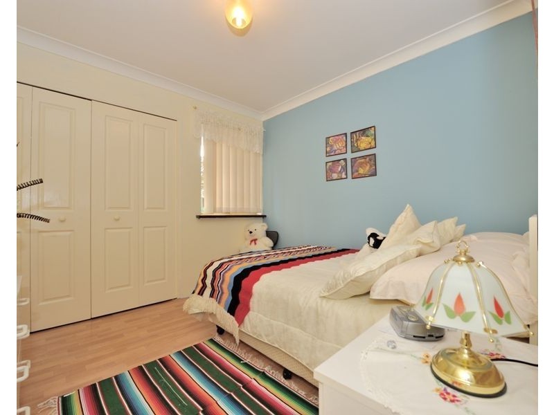 10 Fairway Crescent, Meadow Springs WA 6210