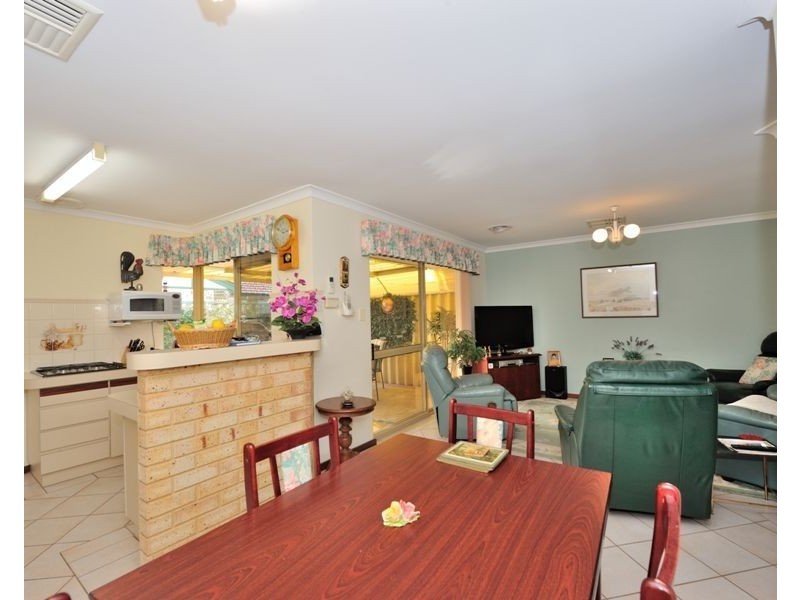 15/78 Oakmont Avenue, Meadow Springs WA 6210