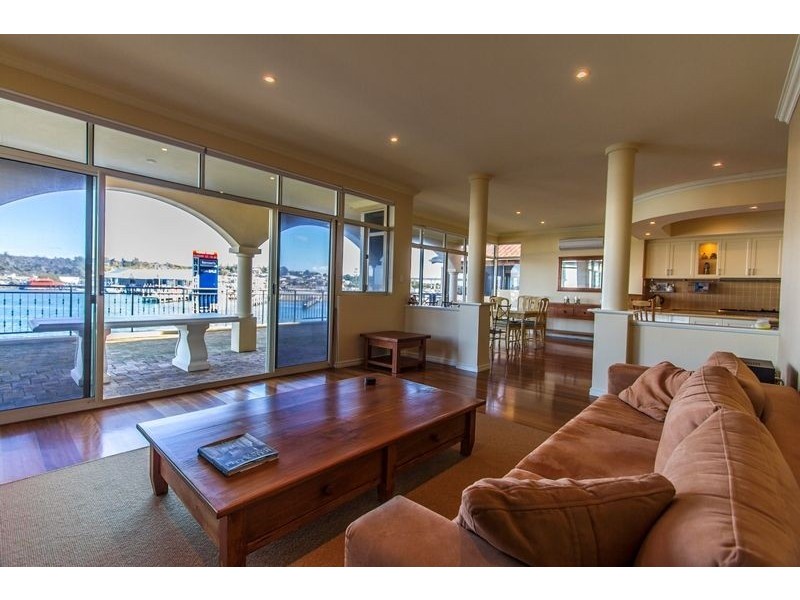 25 Avocet Island Quays, Wannanup WA 6210