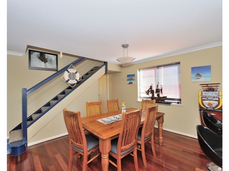 1/16 Beam Road, Mandurah WA 6210