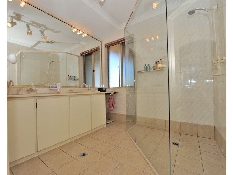 37 Blackwood Parade, Dudley Park WA 6210