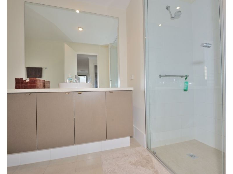 6 Arcot Court, Meadow Springs WA 6210