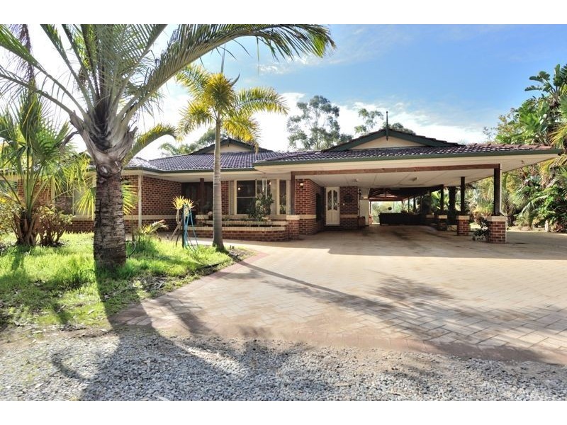 21 Woodland Parade, Stake Hill WA 6181